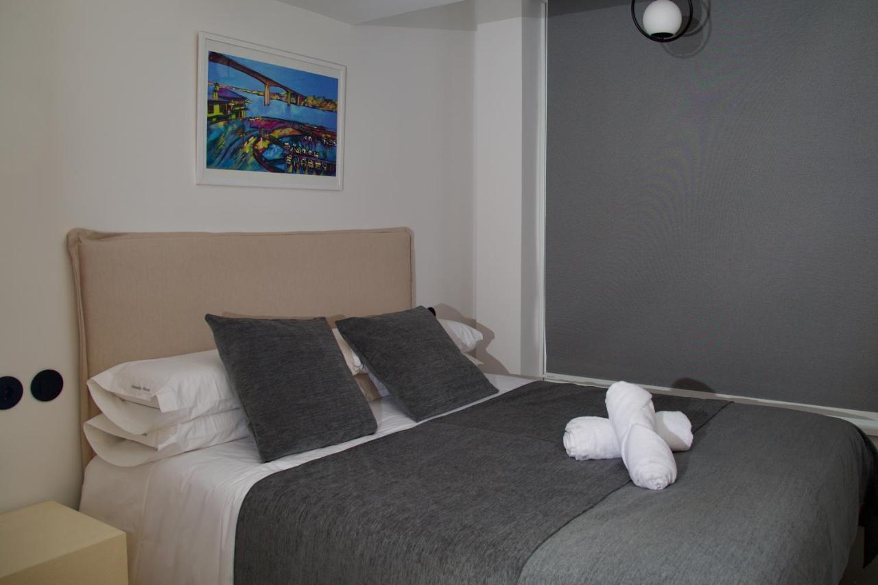 Suite 101 - 2 Bedroom Suite At Amando Perez Suites Ribadeo Bagian luar foto