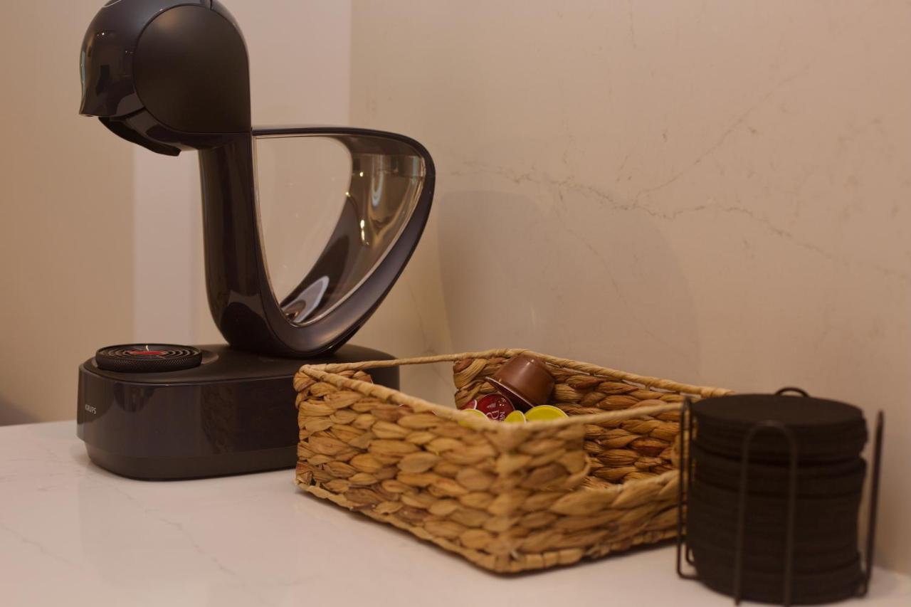 Suite 101 - 2 Bedroom Suite At Amando Perez Suites Ribadeo Bagian luar foto